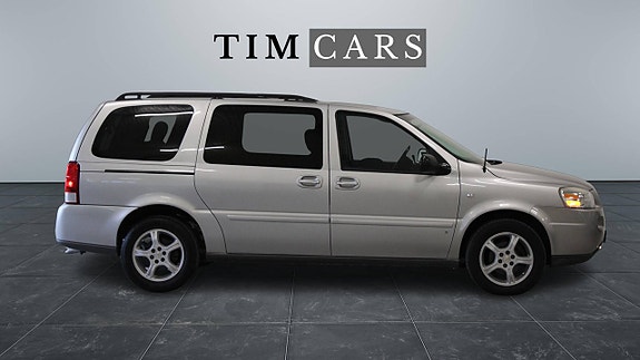 Chevrolet Uplander 3 of 5