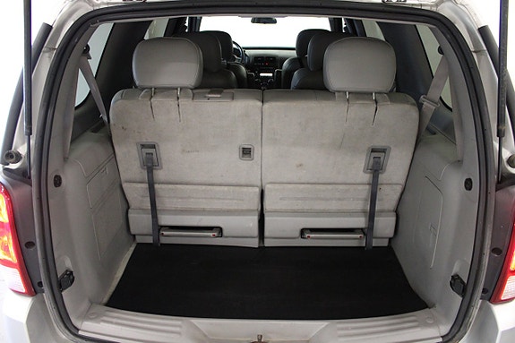 Chevrolet Uplander 13 of 16