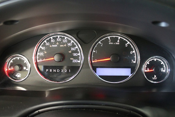 Chevrolet Uplander 15 of 16