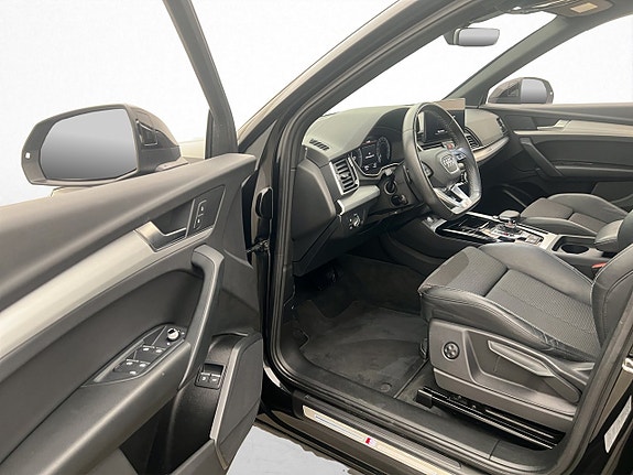 Audi Q5 16 of 30