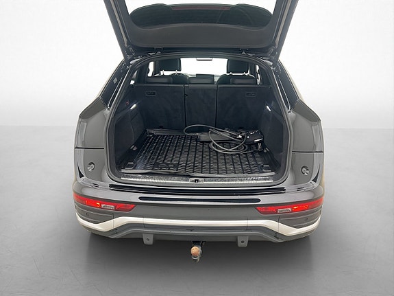 Audi Q5 9 of 30