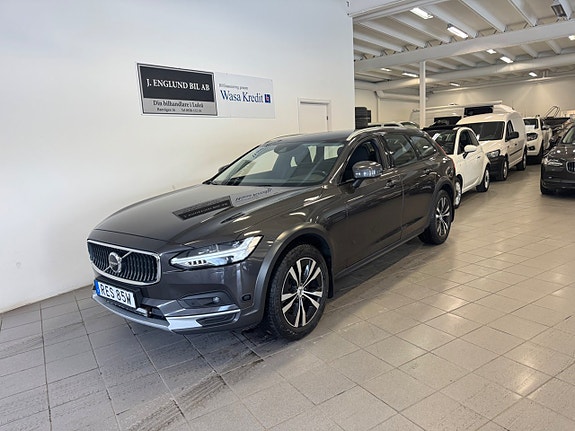 Volvo V90 Cross Country