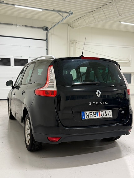 Renault Grand Scenic III 3 of 5