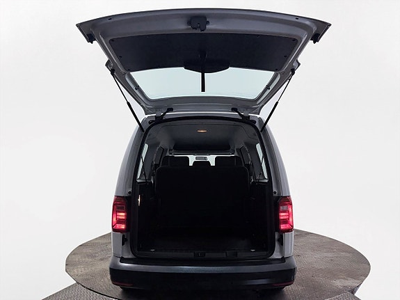 Volkswagen Caddy Maxi 8 of 24