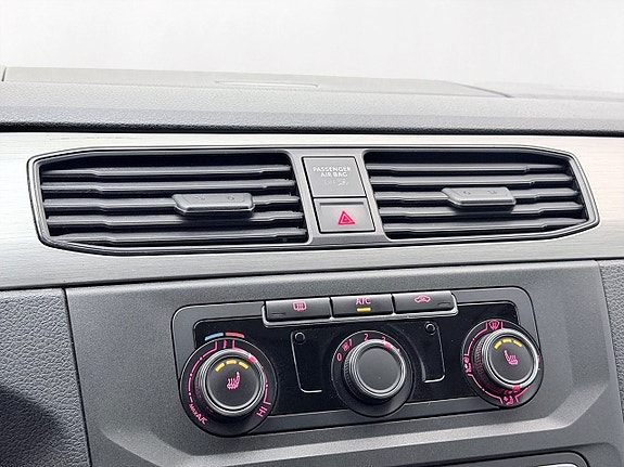 Volkswagen Caddy Maxi 19 of 24