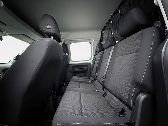 Volkswagen Caddy Maxi 14 of 23