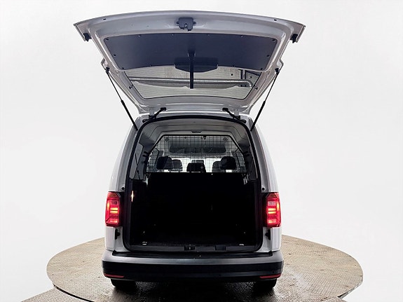 Volkswagen Caddy Maxi 8 of 23