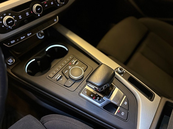 Audi A4 22 of 23