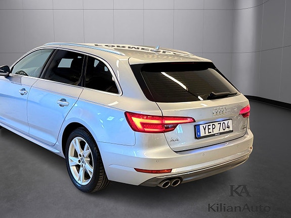 Audi A4 8 of 23