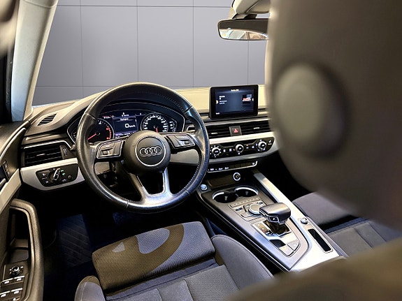 Audi A4 13 of 23