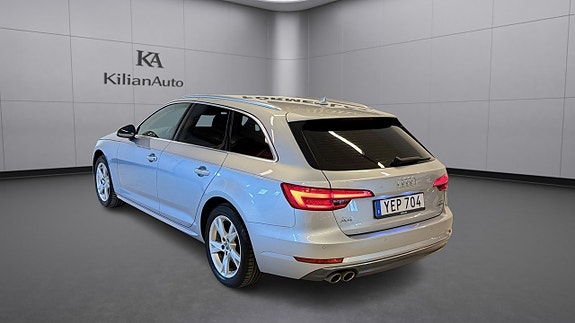 Audi A4 7 of 23
