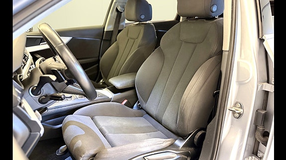 Audi A4 14 of 23