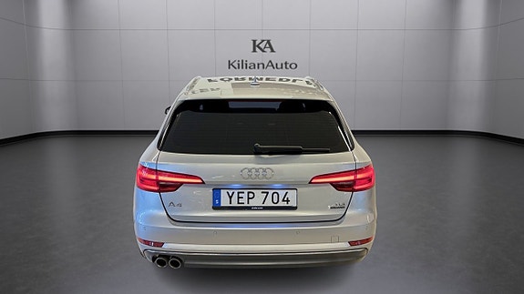 Audi A4 6 of 23