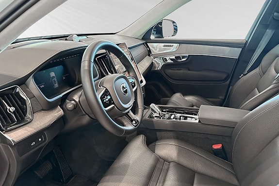Volvo XC90 20 of 30