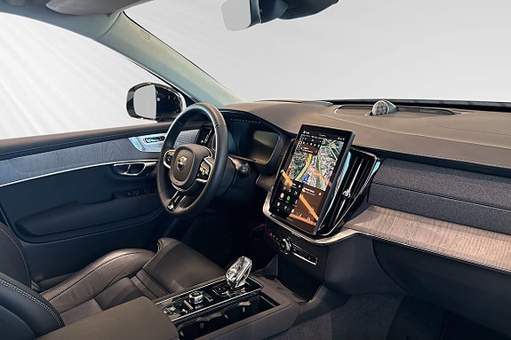 Volvo XC90 7 of 30