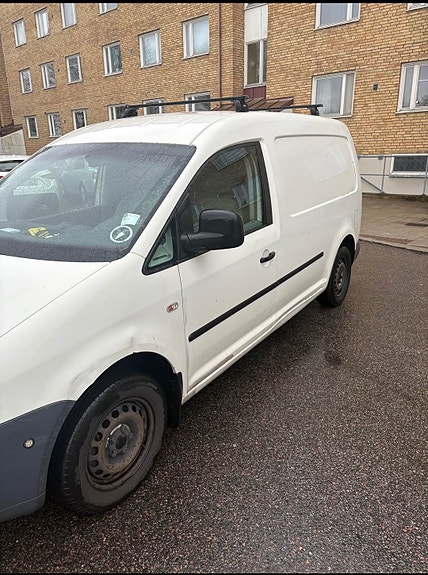 Volkswagen Caddy Maxi 4 of 5