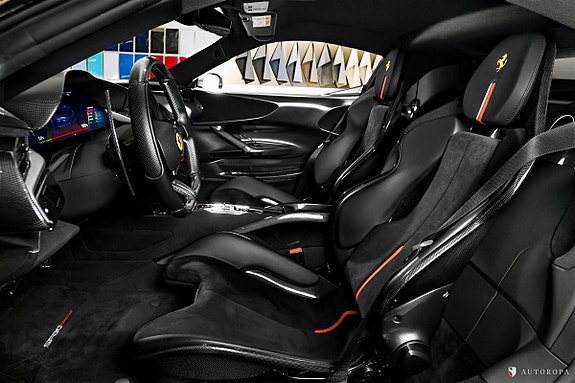 Ferrari SF90 Stradale 8 of 10