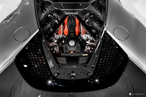 Ferrari SF90 Stradale 9 of 10