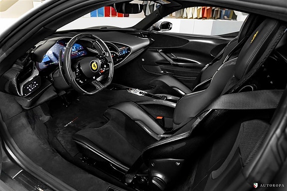 Ferrari SF90 Stradale 6 of 10