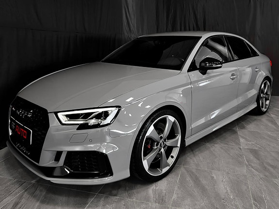 Audi RS3 3 of 5