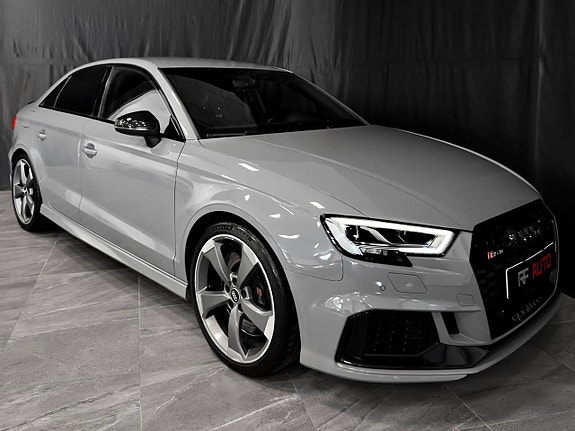 Audi RS3 2 of 5