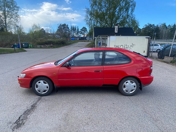 Toyota Corolla 4 of 13