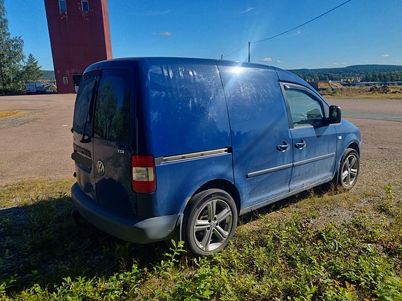 Volkswagen Caddy 4 of 5