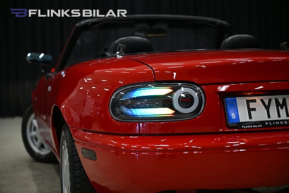 Mazda MX-5 12 of 27