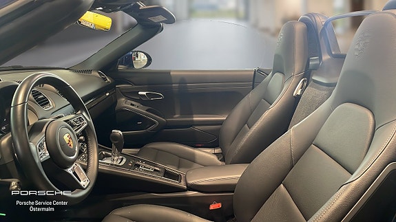 Porsche 718 Boxster 3 of 5
