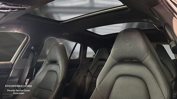 Porsche Panamera 5 of 5