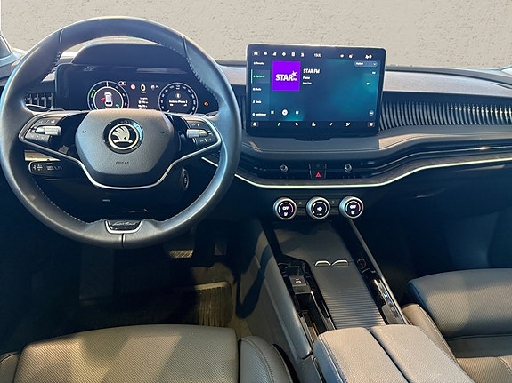 Skoda Superb 4 of 5