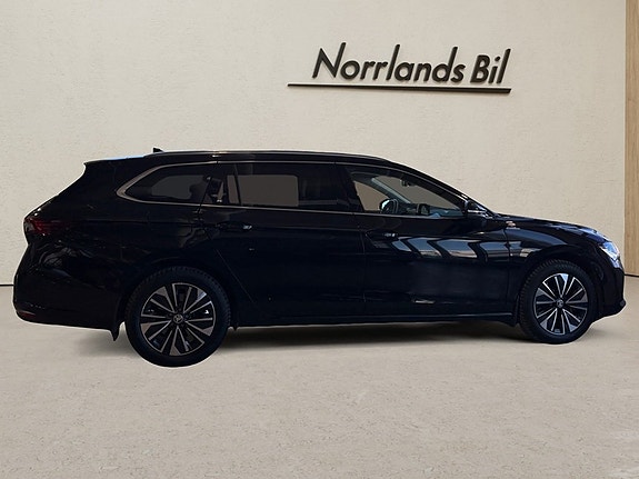 Skoda Superb 8 of 8
