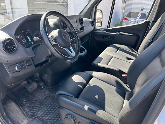 Mercedes-Benz Sprinter 317 8 of 15