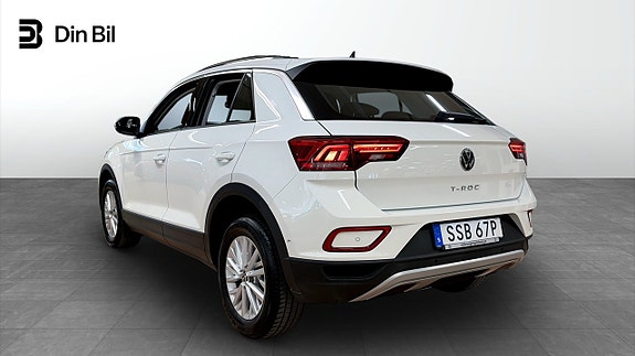 Volkswagen T-Roc 3 of 5