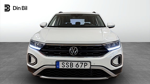 Volkswagen T-Roc 4 of 5