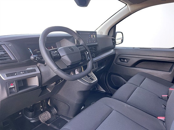 Peugeot e-Expert 5 of 5