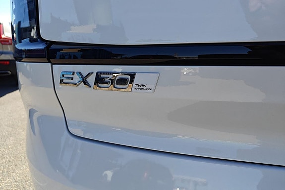 Volvo EX30 20 of 21