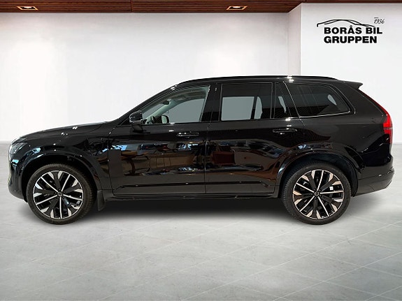 Volvo XC90 3 of 14