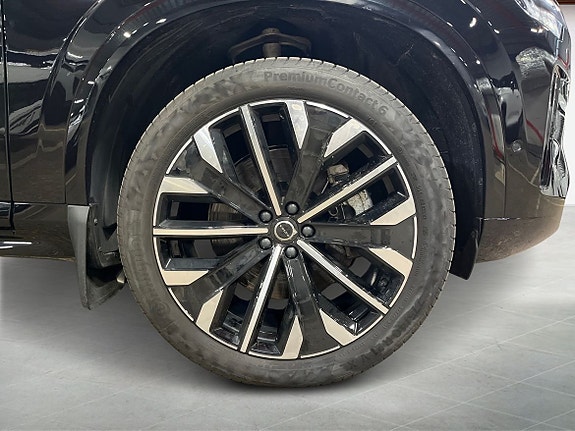 Volvo XC90 9 of 14
