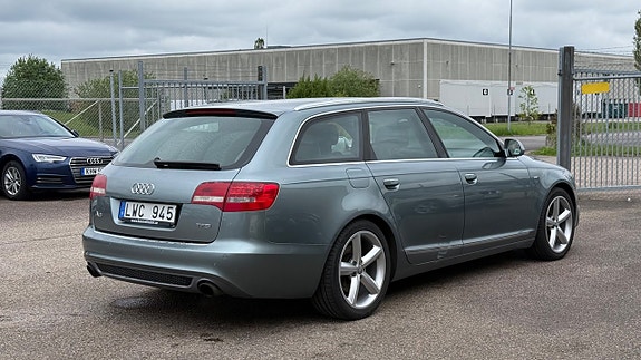 Audi A6 4 of 30