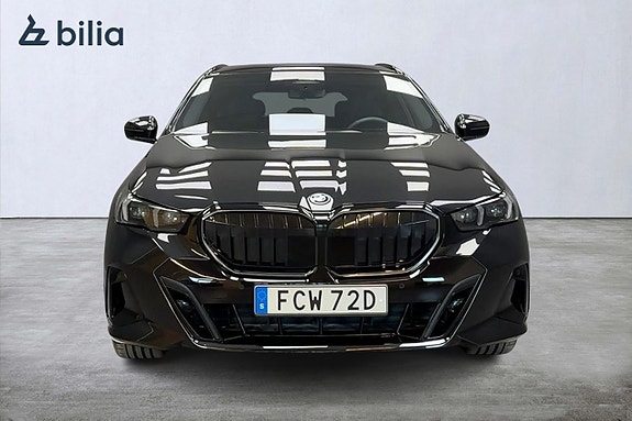 BMW 530e 9 of 17