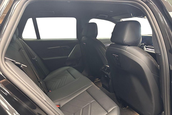 BMW 530e 15 of 17
