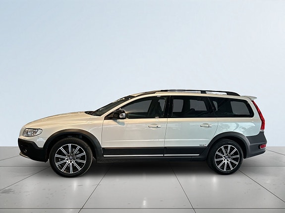 Volvo XC70 4 of 5