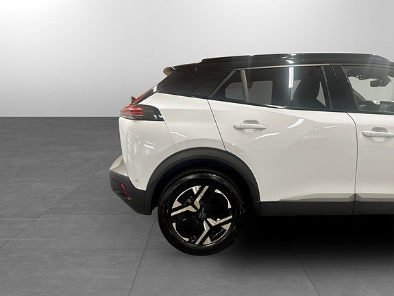 Peugeot 2008 14 of 15
