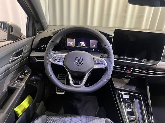 Volkswagen Golf I 21 of 23