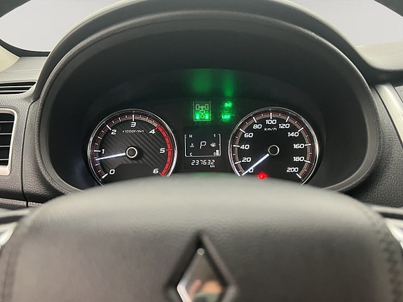 Mitsubishi L200 20 of 30