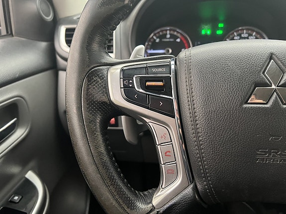Mitsubishi L200 19 of 30