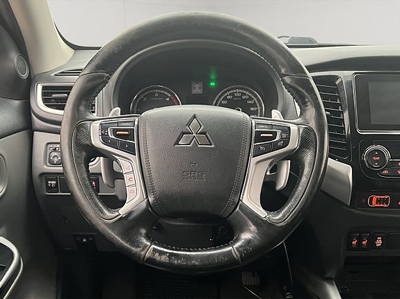 Mitsubishi L200 17 of 30