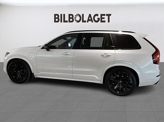 Volvo XC90 3 of 27