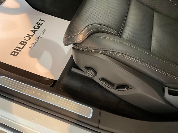 Volvo XC90 21 of 27